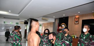 Danlantamal IV Pimping Sidang Pantuhirda Calon Taruna AAL 2021, Dari 9 Calon Taruna, Hanya 6 yang Lulus Danlantamal IV Pimping Sidang Pantuhirda Calon Taruna AAL 2021, Dari 9 Calon Taruna, Hanya 6 yang Lulus