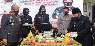 Peringatan HUT Bhayangkara, Gubernur Kepri Berterimakasih kepada Polri Bantu Tekan Pandemi Peringatan HUT Bhayangkara, Gubernur Kepri Berterimakasih kepada Polri Bantu Tekan Pandemi