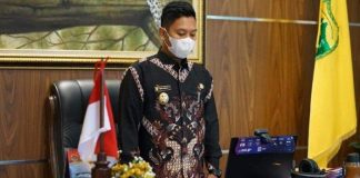 Wakil Bupati Lingga ajak Semua Kepala Desa Terpilih Perangi Covid-19 Wakil Bupati Lingga minta Kepala Desa Terpilih bekerjasama perangi Covid-19 F,ist