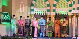 Batam Juara Umum STQH Kepri Wakil Gubernur Kepulauan Riau Hj. Marlin Agustina secara resmi menutup Perhelatan STQH IX Provinsi Kepulauan Riau F, Humas Pemprov Kepri