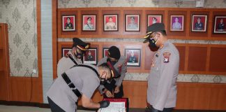 Kapolres Karimun Pimpin Sertijab Kapolsek Moro dan Kasat Intelkam Kapolres Karimun Pimpin Sertijab Kapolsek Moro dan Kasat Intelkam F,humas polres Karimun