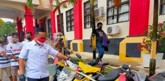 Pencuri Ditangkap, Warga Batam yang Kehilangan Motor Diminta Datangi Polda Kepri Cek Sepedamotor yang Hilang Polisi amankan sebanyak 7 unit kendaraan bermotor berbagai merek dari tangan tersangka F,humas Polda Kepri