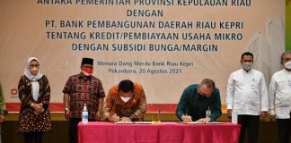 Pemprov Talangi Bunga Pinjaman, UMKM di Kepri Dapat Pinjaman Maksimal 20 Juta tanpa Bunga Pemprov Kepri telah bersedia menanggung bunga pinjaman pelaku UMKM, dan telah menyiapkan anggaran sebesar Rp2 miliar F,humpro Kepri