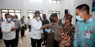 Wali Kota Batam Berharap Belakang Padang 0 Casus Covid Sebelum 17 Agustus Wali Kota Batam berharap angka kasus covid di Belakang Padang 0 menjelang 17 Agustus. F,humas Pemko Batam