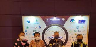 Gubernur Kepri Terima Penghargaan Top Pembina BUMD 2021 Gubernur Kepulauan Riau H. Ansar Ahmad menerima penghargaan Top Pembina Badan Usaha Milik Daerah (BUMD) 2021 F,humpro Kepri