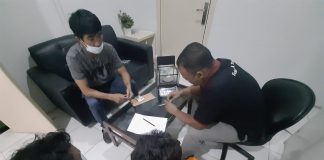 Dua Pria Ditangkap Satresnarkoba Tanjungpinang Saat Hendak Melakukan Transaksi Satresnarkoba Polres Tanjungpinang berhasil meringkus kasus tindak Pidana Narkotika di depan Kelenteng Lampu Merah Kel. Senggarang Tanjungpinang F,ist