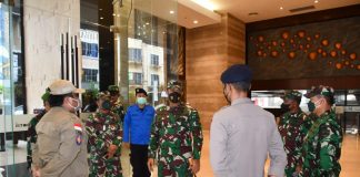 Danrem 033/WP Tinjau 7 Hotel Tempat Karantina PMI Mandiri yang sudah di tetapkan Pemerintah Komandan Korem (Danrem) 033/Wira Pratama (WP) Brigjen TNI Jimmy Ramoz Manalu, S.Hub.,Int., telah melakukan peninjauan Karantina Mandiri Pekerja Migran Indonesia (PMI) di 7 Hotel yang sudah di tetapkan pemerintah, Kota Batam F, ist