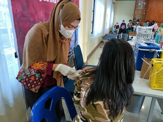 Vaksinasi Lansia di Kepri Masih Rendah. Ansar Akan Komunikasikan dengan Kabupaten/Kota F,dok