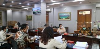 Tidak Mau Data PMI Terkonfirmasi Covid Digabung ke Kepri, Ansar Datangi Kemenkes Gubernur Kepulauan Riau H. Ansar Ahmad menemui Menteri Kesehatan RI Budi Gunadi Sadikin di Jakarta F,ist
