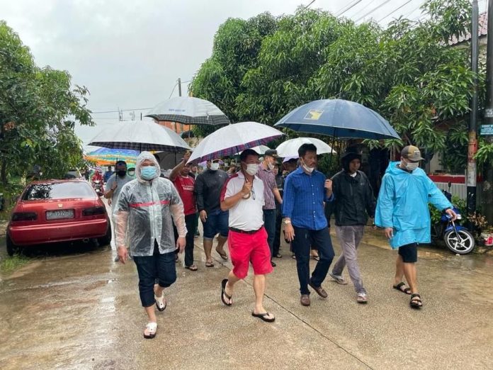 Wali Kota Batam Rudi tinjau banjir F ist