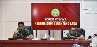 Brigjen TNI Jimmy, “126 PMI Masuk Batam, Semua Dinyatakan Negatif” Danrem 033/WP Brigjen TNI Jimmy Ramoz Manalu, S. Hub. Int F, ist