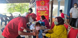 Ratusan Pelajar SD Putra Batam Ikuti Vaksinasi Covid-19 Pelaksanaan vaksin untuk anak usia 6-11 tahun F,ist