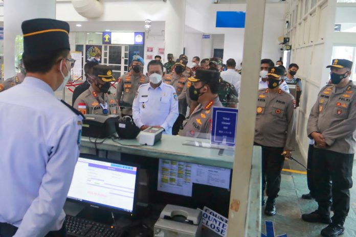 Kepala Kepolisian Republik Indonesia (Kapolri) Jenderal Listyo Sigit Prabowo meninjau vaksin F, ist