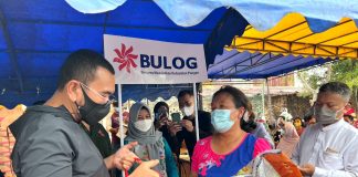 Minyak Goreng Dijual Rp10 Ribu per Liter, BUMN Gelar Pasar Murah di Tanjungpinang Masyarakat antusias mendatangi pasar murah BUMN F,ist