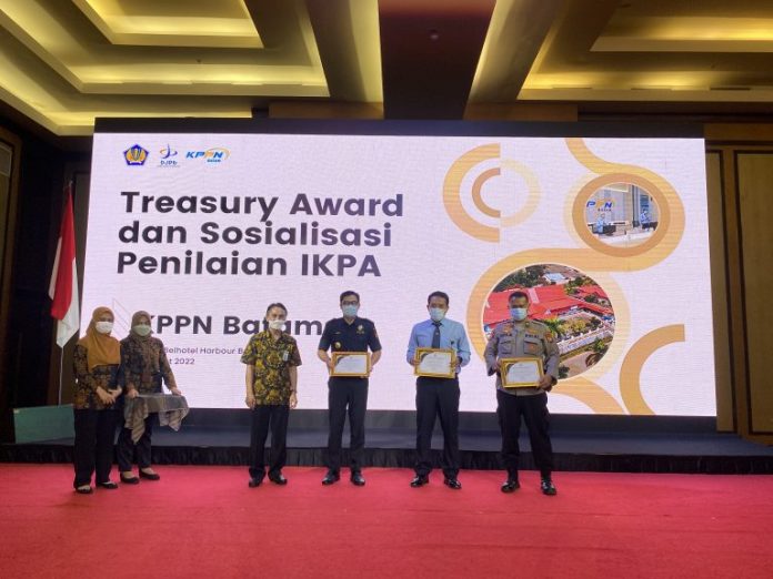 Bea Cukai Batam raih tiga penghargaan sekaligus pada acara Treasury Awards 2022 F, ist