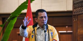 Gubernur Ansar Jadi Saksi Penandatanganan MoU Rencana Pembangunan Bintan International Circuit Gubernur Ansar Ahmad mengatakan dibangunnya Bintan International Circuit akan semakin menyemarakkan gelaran sport tourism di Bintan F,ist