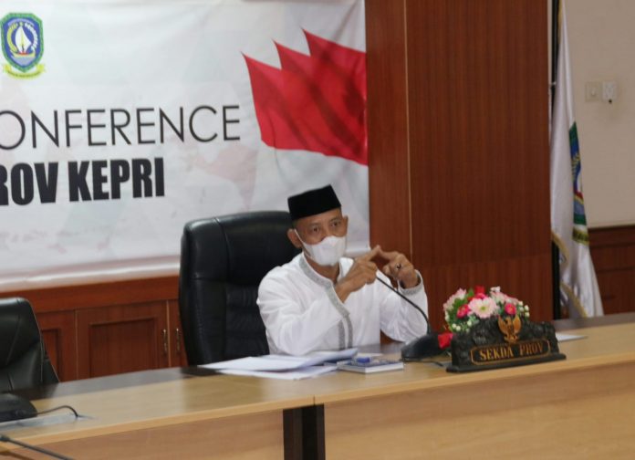 Sekretaris Daerah Provinsi Kepulauan Riau Adi Prihantara F,ist