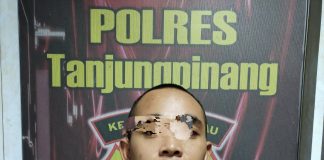 Tak Terima Ditegur dan Dilempar Kursi, Pria ini Hajar Ayah Tiri Pacar Chairurrizky F alias Patur ditangkap Satreskrim Polres Tanjungpinang karena memukul ayah tiri pacar F, ist