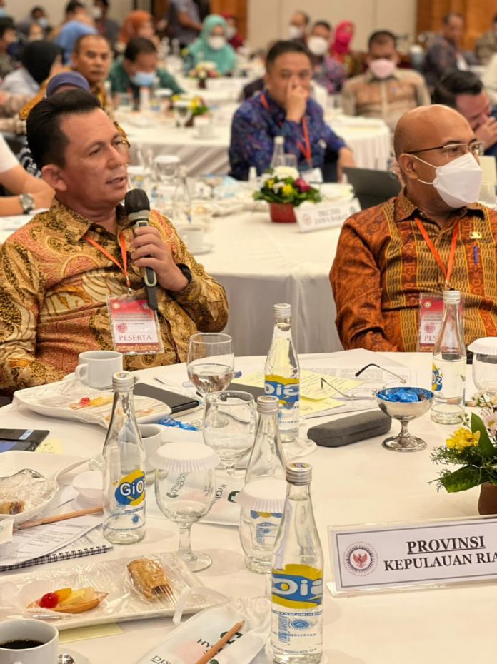 Gubernur Kepri, Ansar Ahmad menghadiri agenda hari kedua Rapat Kerja Nasional (Rakernas) Asosiasi Pemerintah Provinsi Seluruh Indonesia (APPSI) tahun 2022 di Hotel Discovery Kartika Plaza, Kuta Selatan, Bali, Selasa (10/5) F,ist