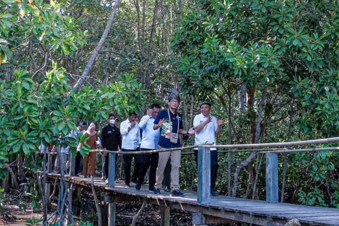 Menparekraf Dorong Desa Wisata Kampung Tua Bakau Serip Jadi Destinasi Ekowisata Pilihan di Batam f,ist