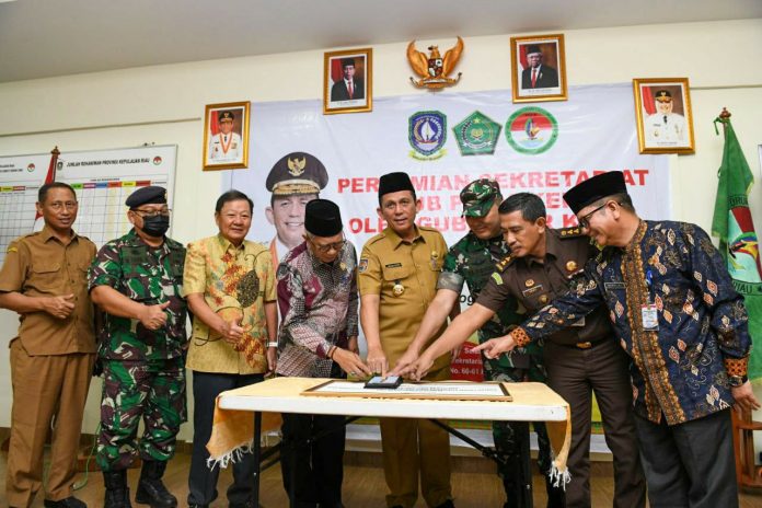 Gubernur Ansar meresmikan gedung kantor Sekretariat Forum Kerukunan Umat Beragama (FKUB) Provinsi Kepulauan Riau di  jl. Kamboja no. 60-61, Tanjungpinang, Selasa (14/6) F,ist