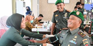 Korem 033/WP Gelar Donor Darah Sempena HUT Kodam I/Bukit Barisan ke 72 Komando Resor Militer (Korem) 033/WP menggelar kegiatan donor darah, Kamis (16/6) F,ist