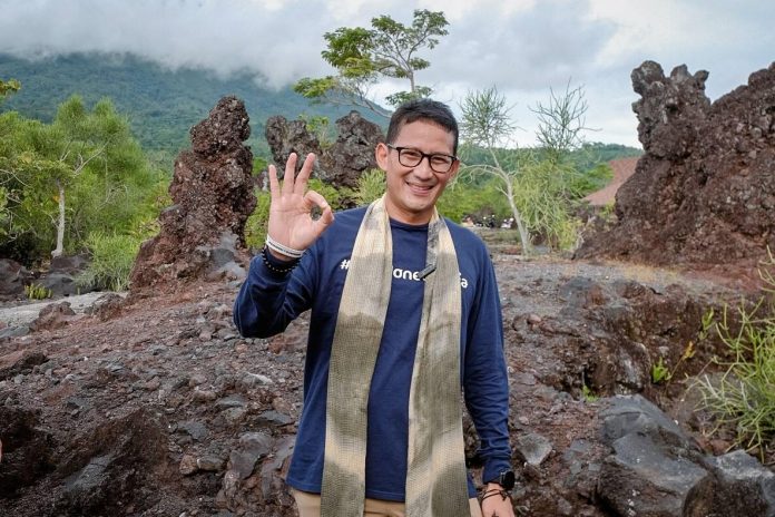 Menparekraf Sandiaga Uno saat berkunjung ke Geowisata Batu Angus di Kota Ternate, Maluku Utara, Kamis (16/6/2022) f,ist