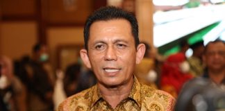 Ringankan Wisman, Gubernur Ansar Layangkan Surat Resmi ke Operator Ferrry Rute Singapura-Kepri Terkait Penyesuaian Harga Gubernur Ansar pun melayangkan surat resmi kepada 4 operator ferry yang melayani rute Kepri - Singapura f,ist