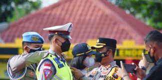 Polres Bintan Laksanakan Operasi Patuh Seligi 2022 Mulai 13-26 Juni Kapolres mengatakan tujuan utama patuh seligi Tahun 2022 untuk menekan angka kecelakaan lalu lintas yang menimbulkan kerugian, baik kehilangan nyawa maupun kerugian materi F,ist