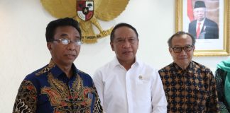 Menpora Amali Apresiasi KAHMI yang Berkomitmen Jaga Kaderisasi Organisasi Menteri Pemuda dan Olahraga Republik Indonesia (Menpora RI), Zainudin Amali mengapresiasi upaya-upaya Korps Alumni Himpunan Mahasiswa Islam (KAHMI) yang membantu pemerintah dalam hal pembinaan kaderisasi generasi muda F,ist