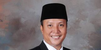 Terkendala Biaya, TJA dan Geram Kepri Bantu Warga Tanjungpinang Operasi Lepas Pen di Kaki Satu warga Tanjungpinang yang terkendala biaya operasi lepas pen di kaki mendapat perhatian dari anggota DPRD Kepri dan Generasi Anak Melayu (Geram) Kepri F, ist