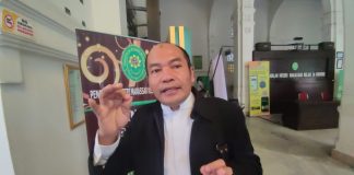Sidang Gugatan Perdata Enam Media di Makassar Hadirkan Ahli Dewan Pers Sidang gugatan perdata di Pengadilan Negeri (PN) Kota Makassar menghadirkan ahli dari Dewan Pers, Imam Wahyudi. F, ist