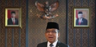Mensesneg Harap Kebijakan Olahraga Didukung Kebijakan dan Ilmu di Bidang Lain, Seperti Manajemen dan Kesehatan Olahraga Menteri Sekretraris Negara (Mensesneg) Prof. Dr. Pratikno, M.Soc.Sc turut mengucapkan selamat atas dikukuhkannya Menteri Pemuda dan Olahraga (Menpora) Zainudin Amali sebagai Profesor Kehormatan dalam bidang ilmu Kebijakan Olahraga pada Fakultas Ilmu Keolahragaan Universitas Negeri Semarang (UNNES).(foto:istimewa)