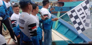 Dibuka Bupati Anambas, Kejati Cup Fishing Turnamen Diikuti 62 Nelayan Anambas Sebanyak 62 nelayan Anambas ikut meramaikan turnamen yang di gelar Cabang Kejaksaan Negeri Natuna di Tarempa berkerjasama dengan Himpunan Nelayan Seluruh Indonesia (HNSI) Kabupaten Kepulauan Anambas F,ist