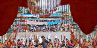 Festival Pacu Jalur Taluk Kuantan 2022 Momentum Kebangkitan Ekonomi Riau Festival Pacu Jalur Taluk Kuantan 2022 di Lapangan Limuno, Teluk Kuantan, Minggu (21/8/2022), F,ist