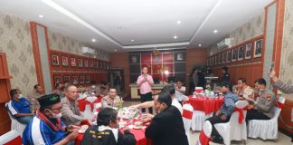 Bahas Keterbukaan Publik, Polda Kepri, KIP dan Media Gelar Coffe Morning Bidhumas Polda Kepri dan KIP Provinsi Kepri bersama Organisasi Pers Dan Awak Media di Kabupaten Karimun menggelar Coffe Morning di Rupatama Polres Karimun, Jumat (26/8) F,ist