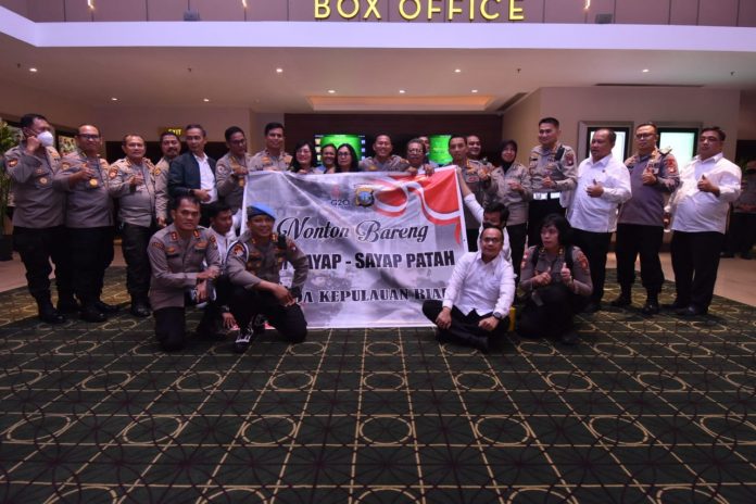 Polda Kepri Gelar Nonton Bareng Film Sayap-Sayap Patah di Studio XXI Mega Mall beberapa waktu lalu F,ist