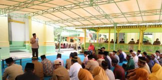 Revitalisasi Masjid Raya Sultan Riau Penyengat Dimulai. Masjid Penyengat Beri Sejarah Kepada Wisatawan Gubernur Kepulauan Riau H. Ansar Ahmad menekankan dalam pekerjaan Penataan Pulau Penyengat, khususnya revitalisasi Masjid Raya Sultan Riau beberapa hal memang dikembangkan, namun kedaulatan heritage harus tetap dipertahankan. F,ist