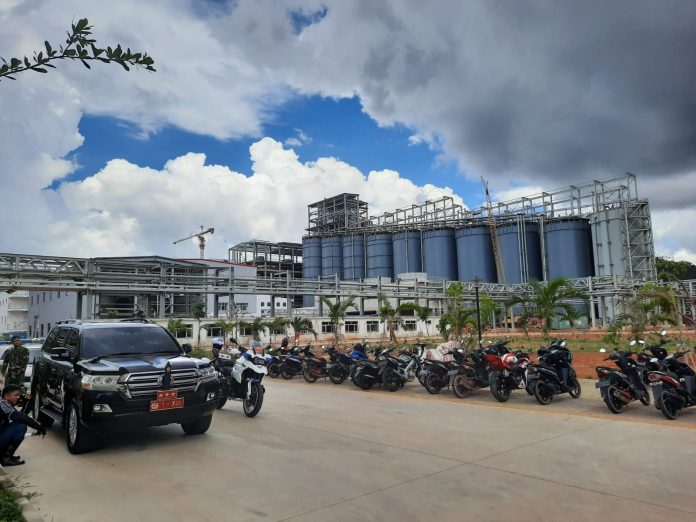 Gubernur Kepri, Ansar Ahmad Senin (26/9)mengatakan Kawasan Ekonomi Khusus (KEK) Galang Batang, Kabupaten Bintan, Provinsi Kepri mendapatkan investasi baru sebesar 2 miliar dollar atau setara Rp 30 triliun F,BI