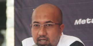 UMKM Bersentuhan dengan Layanan Wisata, Plt Kadispar Kepri Sambut Baik Kolaborasi Kemenpar dengan Platform izin.co.id Plt Kadis Pariwisata Kepri, Luki Zaiman Prawira Selasa (20/9) mengatakan semakin mudahnya para pelaku ekraf dalam menjalankan usaha atau mendirikan usaha tentu akan semakin mempercepat pertumbuhan ekonomi di Kepri F,net