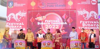 Festival Budaya Tionghoa 2022 Jadi Daya Tarik Mendongkrak Pariwisata Kepri Dinas Pariwisata Provinsi Kepulauan Riau berkolaborasi dengan Ikatan Tionghoa Muda (ITM) Kepulauan Riau mengelar Festival Budaya Tionghoa tahun 2022 yang dilaksanakan di Tanjungpinang City Center (TCC) Mall Tanjungpinang, Sabtu (25/6) F,Dispar Kepri