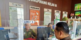 5 Tersangka dan Berkas Perkara Korupsi Tunjangan Perumahan DPRD Natuna Dilimpahkan ke PN Tanjungpinang Berkas perkara dan tersangka dugaan korupsi tunjangan perumahan DPRD Natuna 2011-2015, total Rp7,7 Miliar dilimpahkan ke Pengadilan Negeri (PN) Tanjungpinang, oleh Kejaksaan Tinggi Kepulauan Riau, Rabu (21/9) F,Kejati Kepri