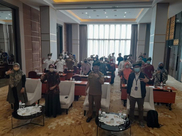 Dinas Pariwisata Provinsi Kepulauan Riau bersama Kemenparekraf RI selenggarakan pelatihan pemasaran digital subsektor unggulan dan prioritas bagi ASN pada sub sektor fotografi. Kegiatan dilaksanakan selama dua hari, dari tanggal 5-6 September 2022, di Hotel Asialink - Kota Batam, Rabu, (7/9) F,Dispar Kepri