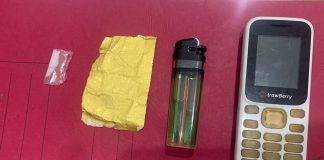 Baru Beli Sabu, Pria ini Ditangkap Sat Resnarkoba Polresta di Lorong Dua orang pelaku tindak pidana narkotika diduga jenis sabu ditangkap Sat Resnarkoba Tanjungpinang, Kamis (13/10) F,Polresta Tanjungpinang