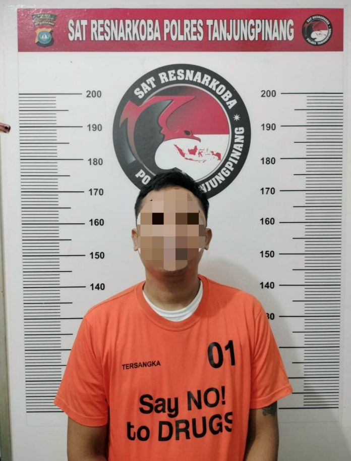 Sat Resnarkoba Polresta Tanjungpinang berhasil mengamankan pelaku tindak pidana narkotika di Tanjungpinang, Kamis (13/10) F,humas Polresta Tanjungpinang