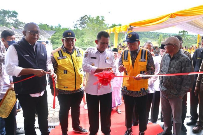 Gubernur Kepulauan Riau H. Ansar Ahmad meresmikan penghunian Rumah Susun (Rusun) STISIPOL Raja Haji Tanjungpinang, Rabu (16/11) F,Diskominfo Kepri