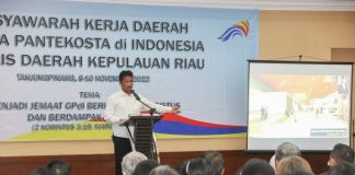 Hadiri Mukerda GPdI Kepri, Wali Kota Rudi Harap Program Kerja GPdI Semakin Meningkatkan Iman Umat dan Semakin Menciptakan Kerukunan Beragama Wali Kota-Kepala BP Batam Muhammad Rudi diberi kehormatan untuk hadir pada musyawarah kerja daerah (mukerda) Gereja Pantekosta di Indonesia (GPdI) Majelis Daerah Kepulauan Riau, Selasa (8/11/2022) F,Pemko Batam