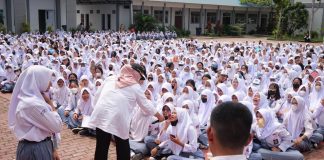 Ansar Larang Marlin Kunjungi SMA dan SMK di Kepri ? Ini Jawaban Kadiskominfo Kunjungan Wagub Kepri, Marlin di SMA Negeri 8 Bengkong Batam Senin (7/11) F,kiriman untuk Beritaibukota.com