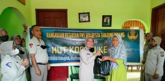 Peringati HUT Korpri 51, ASN Polresta Tanjungpinang Gelar Doa Bersama Peringatan hari ulang tahun (HUT) Korpri ke-51 tahun 2022 dilakukan lewat doa bersama secara virtual dan Anjangsana oleh ASN Polresta Tanjungpinang, Selasa (22/11) f,Polresta Tanjungpinang