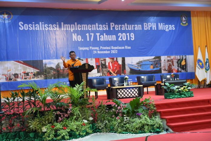 Gubernur Kepulauan Riau H. Ansar Ahmad menghadiri sosialisasi itu di Mega Ballroom, Hotel CK, Tanjungpinang, Kamis (24/11) F,Diskominfo Kepri